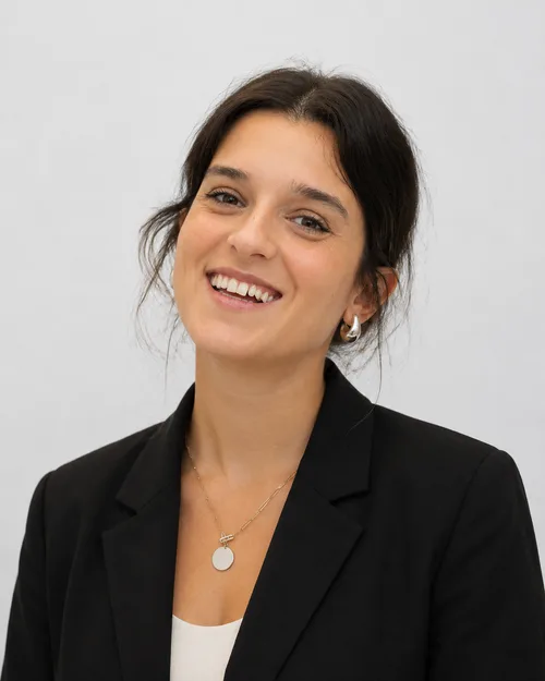 Nesrin Tez